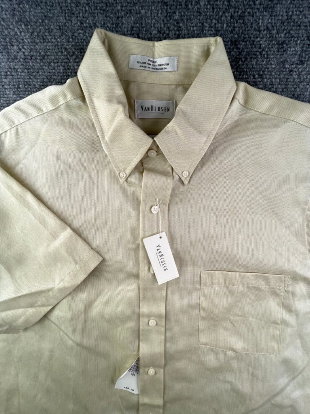 Van Huesen Half Sleeve 16.5 Men’s Button Up Shirt Cotton Blend NWT Beige Yellow